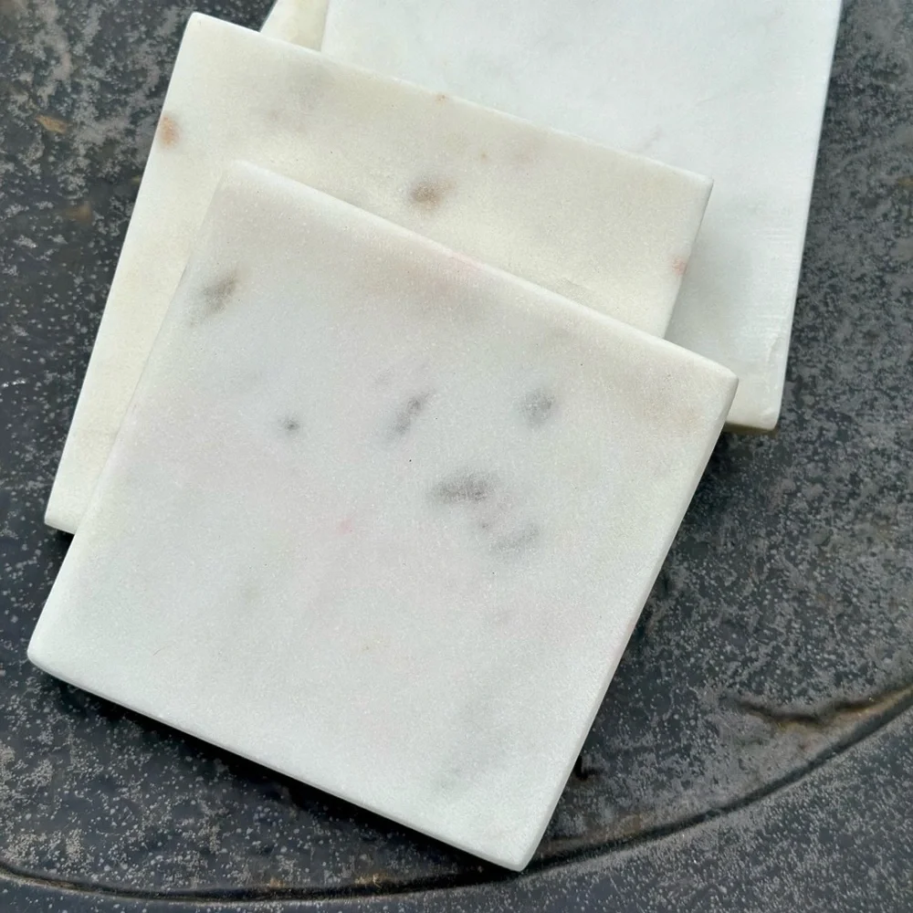 N/A set white